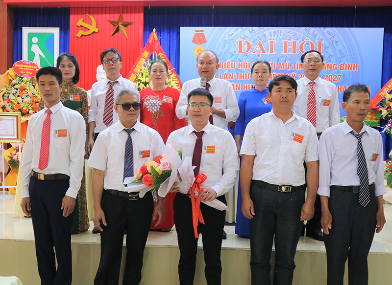 Ra mắt Ban Chấp hành Hội Người mù tỉnh Quảng Bình nhiệm kỳ 2022-2027.