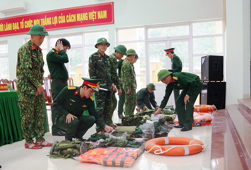 Kiểm tra công tác phòng, chống lụt bão của Ban CHQS huyện Minh Hóa