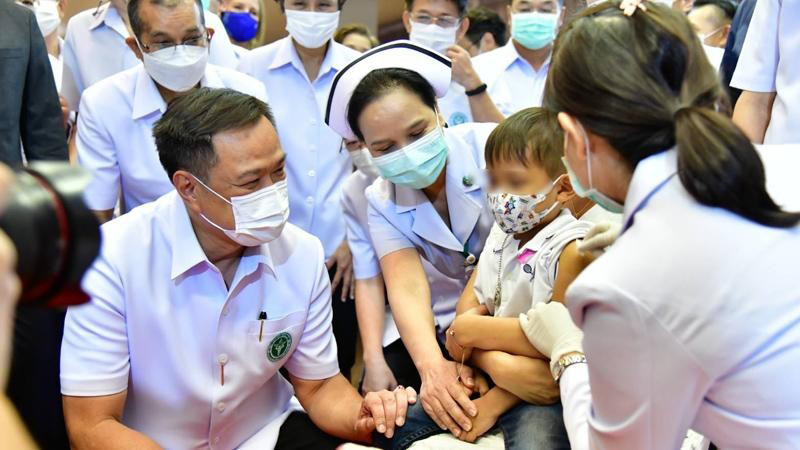 Thái Lan tiêm vaccine ngừa Covid-19 cho trẻ từ 6 tháng đến 4 tuổi