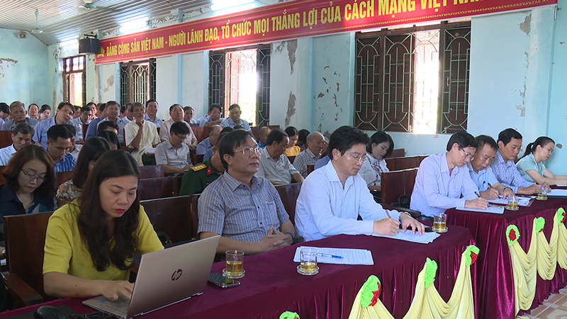 Các đại biểu tham dự hội nghị TXCT tại thị xã Ba Đồn