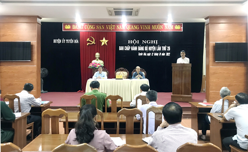 Đồng chí Nguyễn Hoài Nam, Bí thư Huyện ủy kết luận hội nghị.
