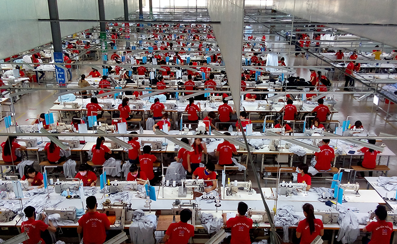 Các doanh nghiệp may ở Quảng Bình đang tích cực mở rộng quy mô sản xuất.