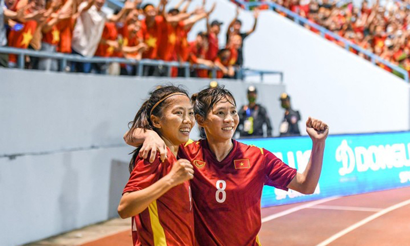Đội tuyển nữ Việt Nam thắng 1-0 trước đội tuyển nữ Thái Lan để giành Huy chương Vàng SEA Games 31. (Ảnh: THÀNH ĐẠT)