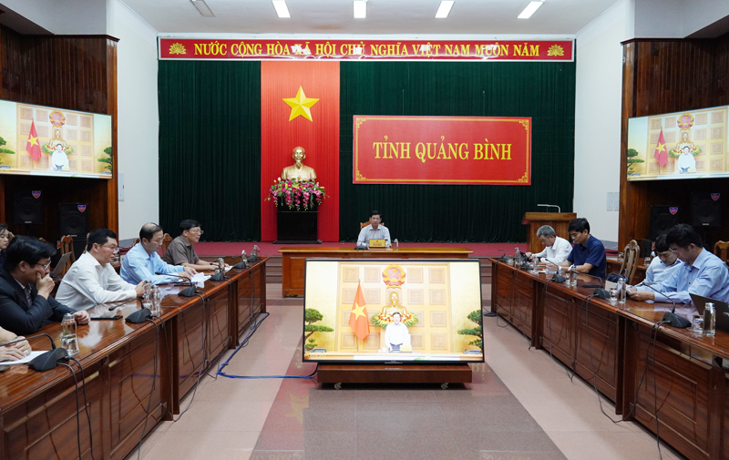 Các đại biểu dự cuộc họp tại điểm cầu tỉnh Quảng Bình.
