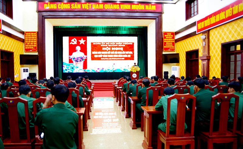 Toàn cảnh hội nghị thông báo kết quả Hội nghị lần thứ 6 Ban Chấp hành Trung ương Đảng khóa XIII.                                                                                           