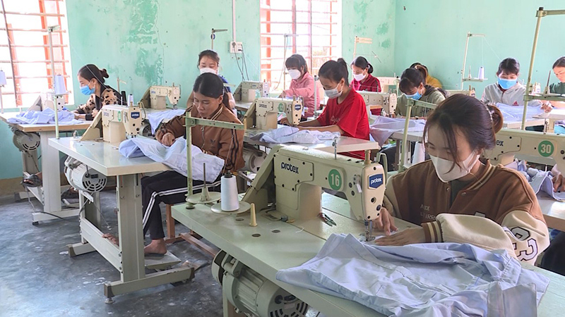 Quảng Trạch: Chú trọng đào tạo nghề gắn với giải quyết việc làm
