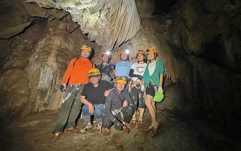 Các doanh nghiệp du lịch Lâm Đồng tham gia trải nghiệm hang Chà Lòi…