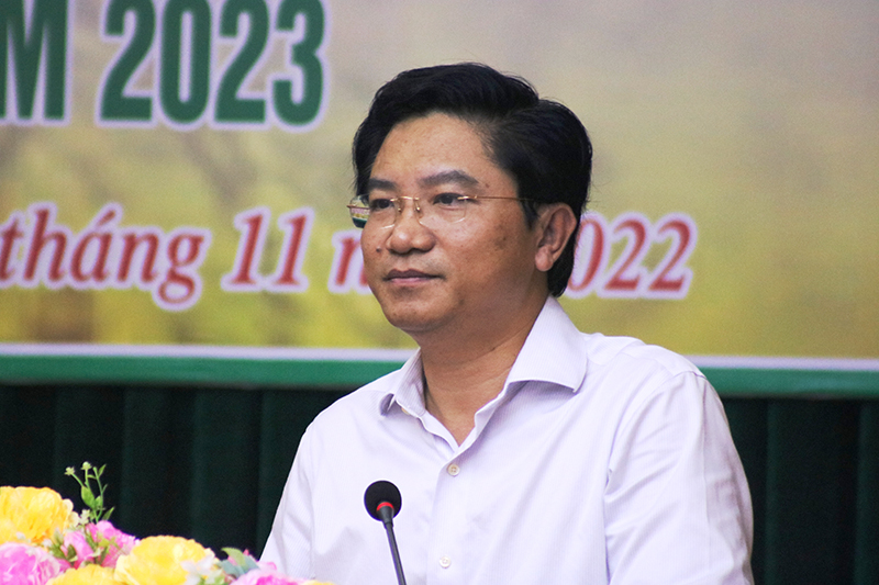 Đồng chí Trương An Ninh, Ủy viên Ban Thường vụ Tỉnh ủy, Bí thư Thị ủy Ba Đồn phát biểu tại hội nghị.