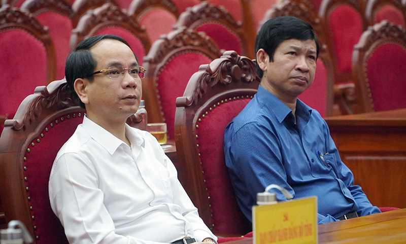 Các đồng chí lãnh đạo tỉnh tham dự hội nghị tại điểm cầu Quảng Bình