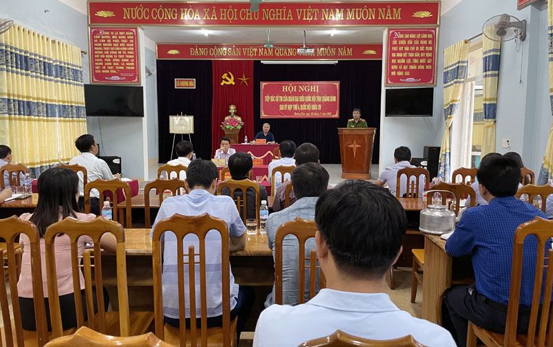 Đoàn ĐBQH tỉnh tiếp thu ý kiến của cử tri huyện Tuyên Hóa.