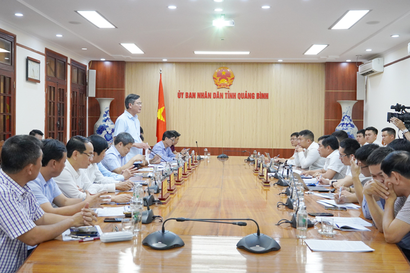 Đồng chí Phó Bí thư Tỉnh uỷ, Chủ tịch UBND tỉnh Trần Thắng phát biểu tại buổi làm việc.
