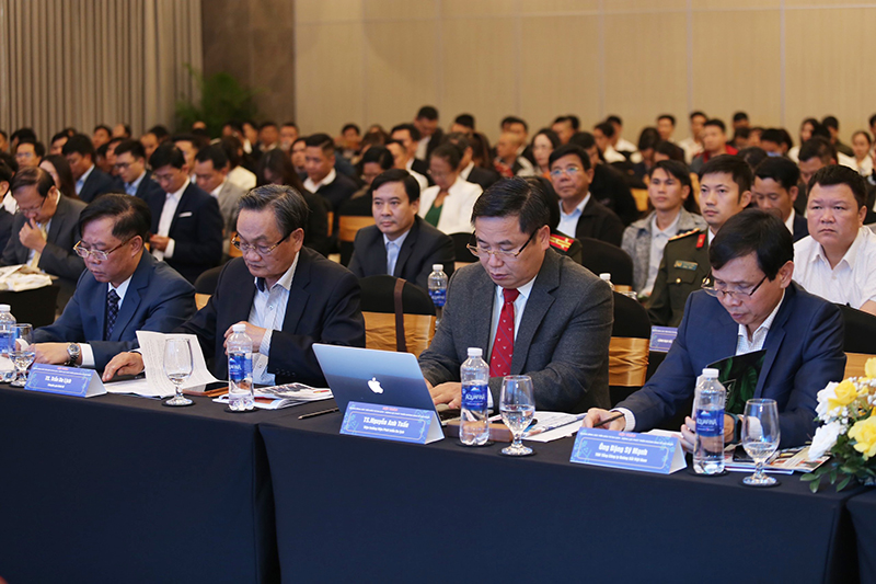 Hơn 400 đại biểu tham dự hội thảo về xúc tiến, đầu tư du lịch Quảng Bình
