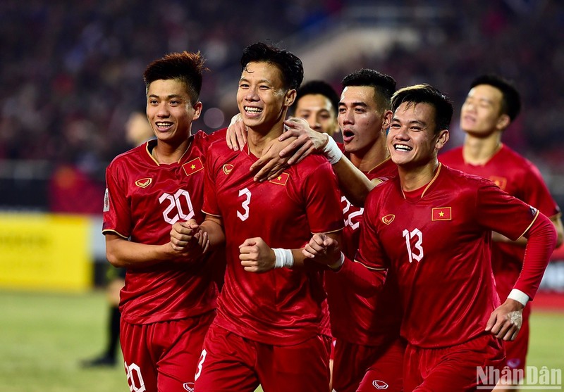Thắng Malaysia 3-0, đội tuyển Việt Nam giành vị trí nhất bảng