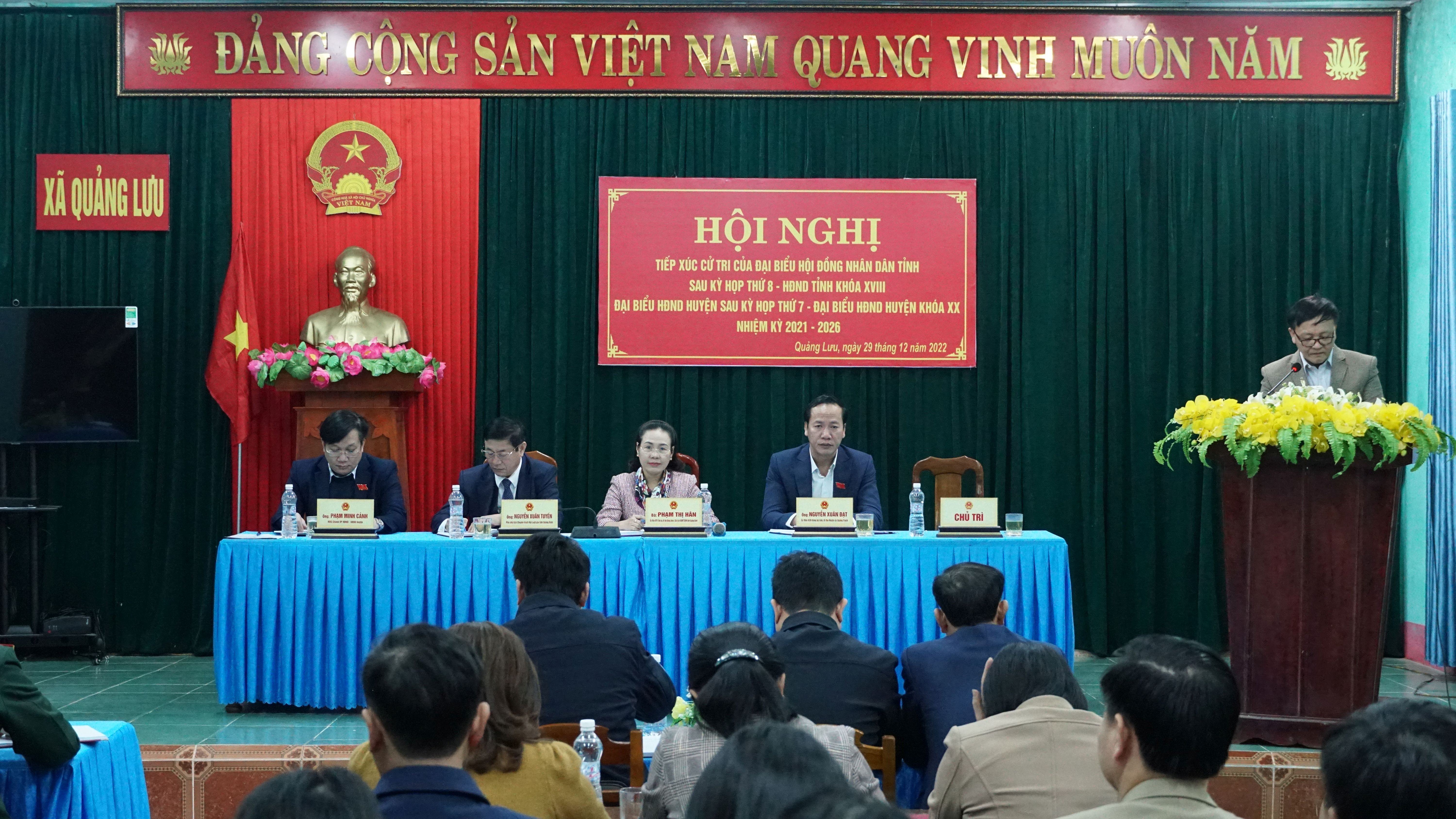 Cử tri huyện Quảng Trạch phấn khởi trước những kết quả kinh tế-xã hội trong năm qua
