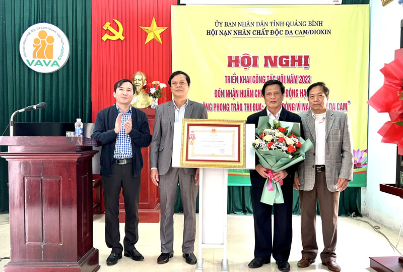 Hội NNCĐDC/dioxin tỉnh vinh dự được Chủ tịch nước tặng thưởng Huân chương Lao động hạng Ba.