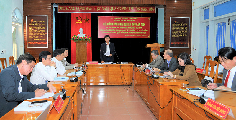 Đồng chí Giám đốc Sở KH-CN Nguyễn Chí Thắng,Chủ tịch Hội đồng nghiệm thu đánh giá cao kết quả đạt được của nhiệm vụ.
