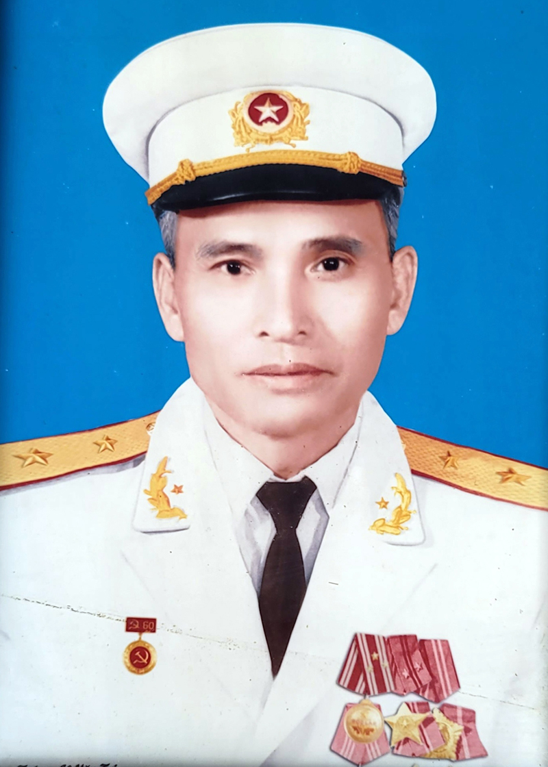 Trung tướng Lê Văn Tri.