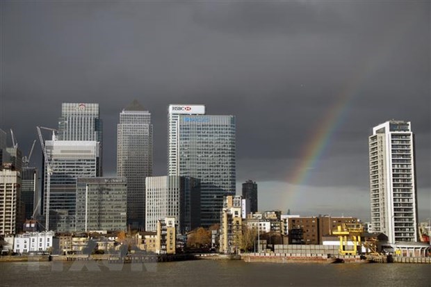 Quang cảnh trung tâm tài chính tại thủ đô London, Anh. (Ảnh: AFP/TTXVN)