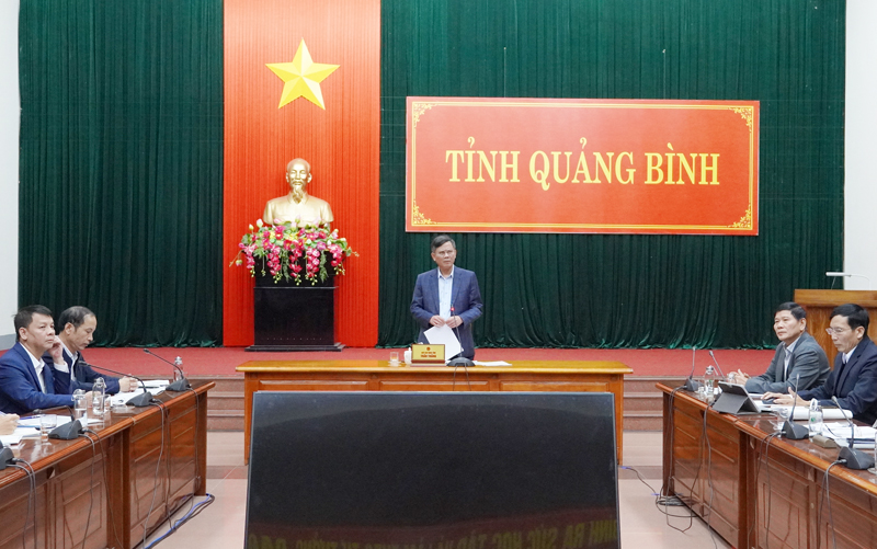 Đồng chí Chủ tịch UBND tỉnh Trần Thắng phát biểu chỉ đạo các địa phương khẩn trương bàn giao mặt bằng sạch để phục vụ khởi công dự án..