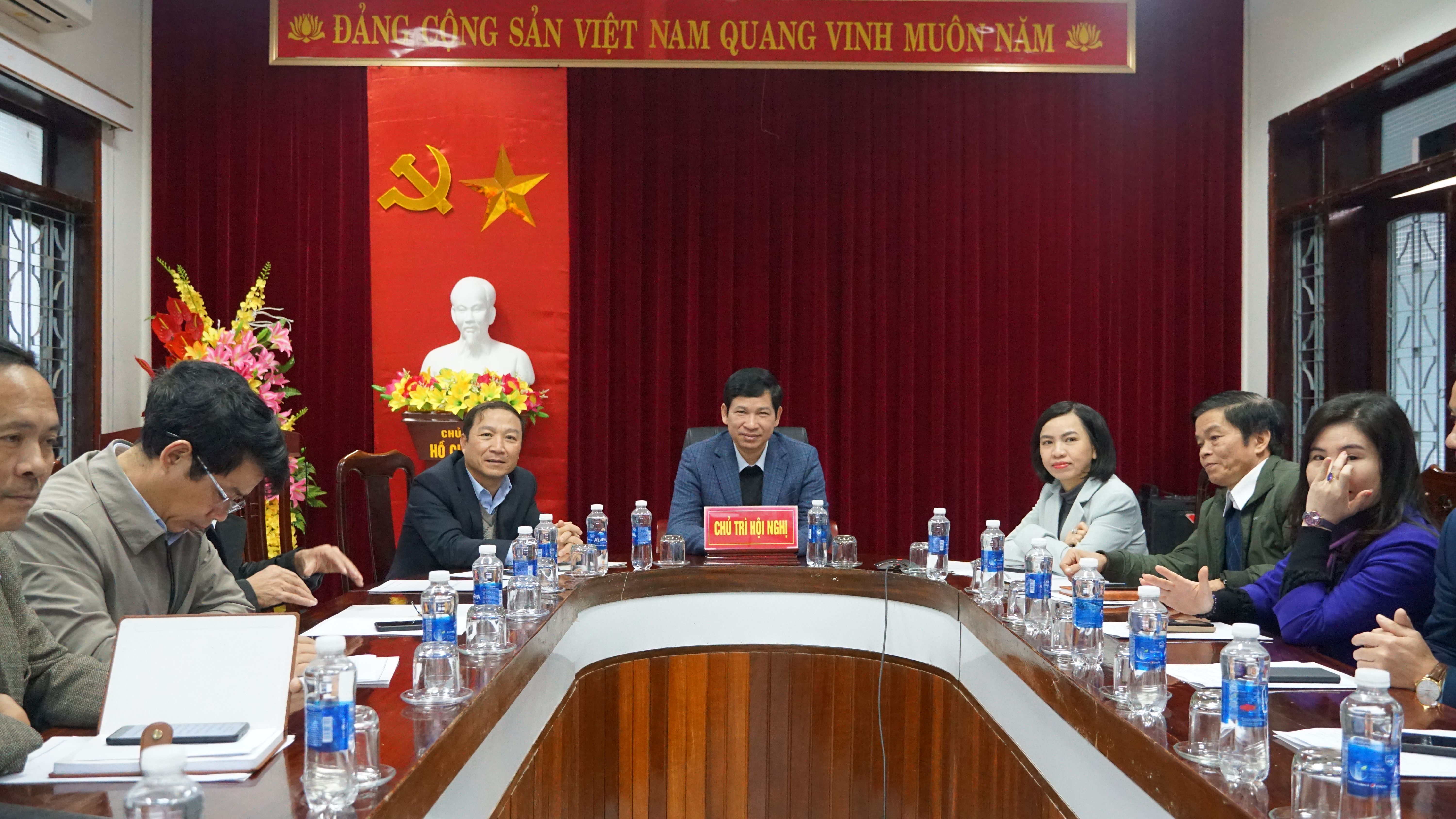 Đồng chí Phó Chủ tịch UBND tỉnh Hồ An Phong và các đại biểu tham dự hội nghị tại điểm cầu Quảng Bình.