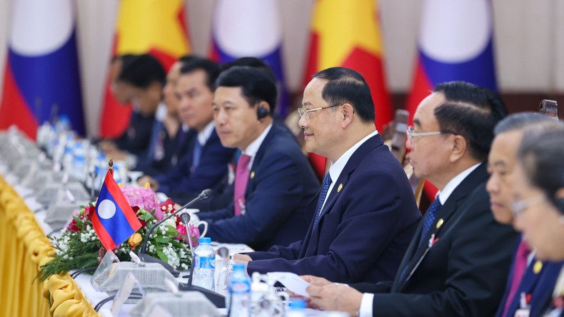 Thủ tướng Sonexay Siphandone tại cuộc hội đàm với Thủ tướng Phạm Minh Chính. (Ảnh: Nhật Bắc)