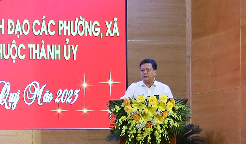 Đồng chí Bí thư Thành ủy Trần Phong phát biểu chúc mừng năm mới đội ngũ cán bộ cốt cán toàn thành phố.