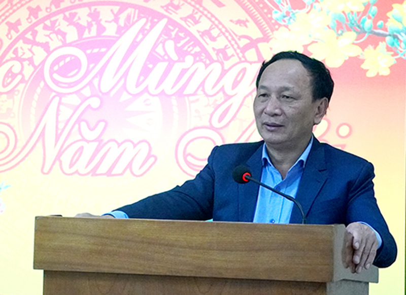 Đồng chí Trần Hải Châu, Phó Bí thư Tỉnh ủy, Chủ tịch HĐND tỉnh phát biểu tại buổi gặp mặt.