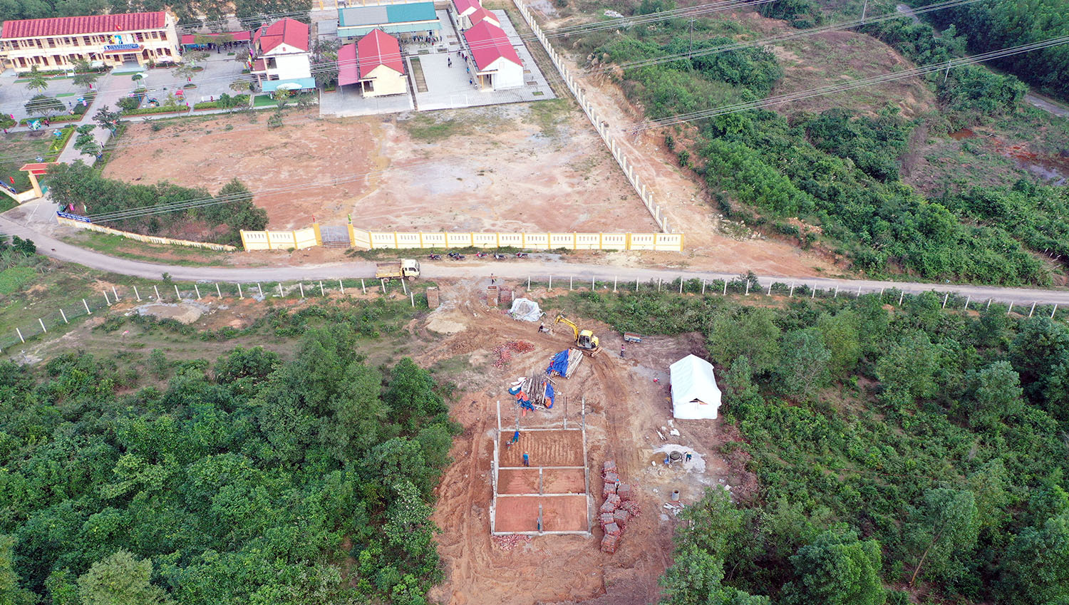 “Trạm nhân nuôi bảo tồn GLLMT & Trung tâm Giáo dục môi trường” đang được xây dựng tại xã Kim Thủy