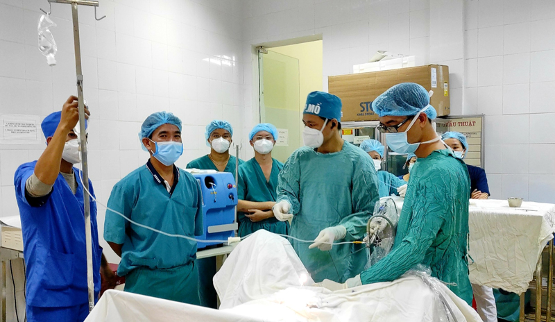  Các cơ sở y tế trên địa bàn tỉnh đã phẫu thuật thành công cho 77 trường hợp trong 7 ngày nghỉ Tết.