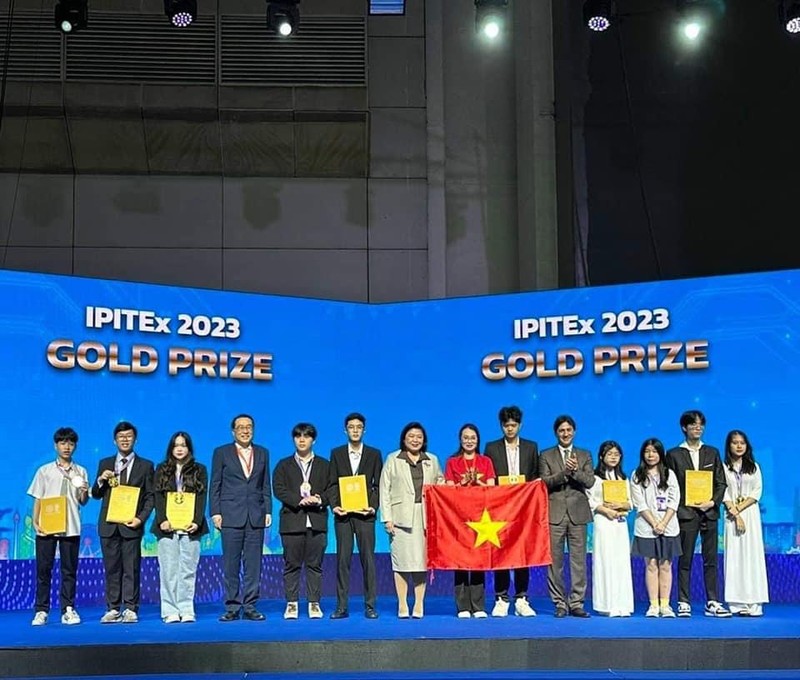 Đoàn học sinh Việt Nam đạt thành tích cao tại Cuộc thi Quốc tế về Sở hữu Trí tuệ, Sáng chế, Đổi mới và Công nghệ
