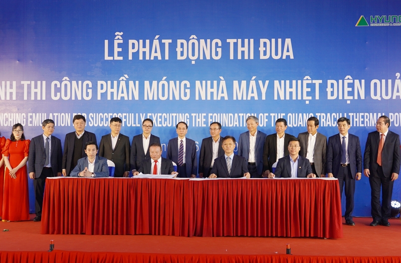 Các đơn vị ký cam kết thi đua hoàn thành thi công phần móng Nhà máy Nhiệt điện Quảng Trạch I