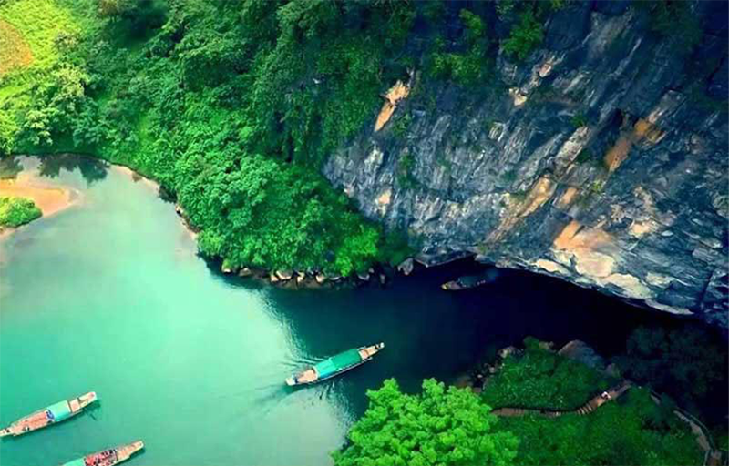 Động Phong Nha - Top 01 giải thưởng Traveller Review Award 2023