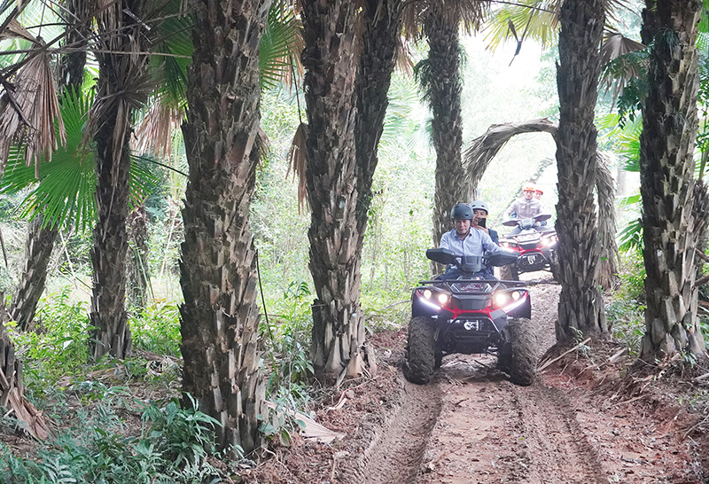 Trãi nghiệm sản phẩm du lịch mới ATV (Moto địa hình)-“Khám phá rừng Lim-Ngôi nhà của Kong”.