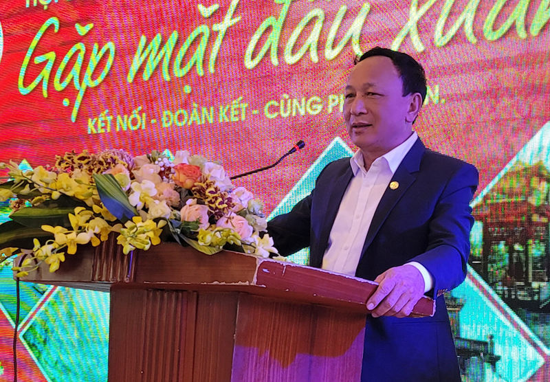 Đồng chí Trần Hải Châu, Phó Bí thư Thường trực Tỉnh ủy, Chủ tịch HĐND tỉnh phát biểu tại buổi gặp mặt
