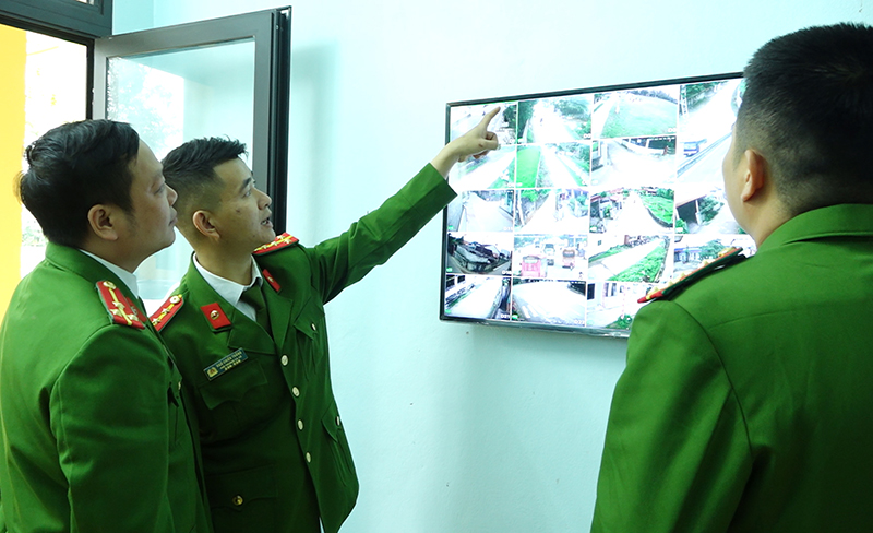 Mô hình camera an ninh ở thôn Di Lộc, xã Quảng Tùng phát huy hiệu quả.