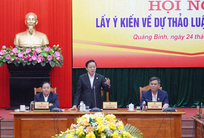 Phó Thủ tướng Chính phủ Trần Hồng Hà phát biểu chỉ đạo tại hội nghị.