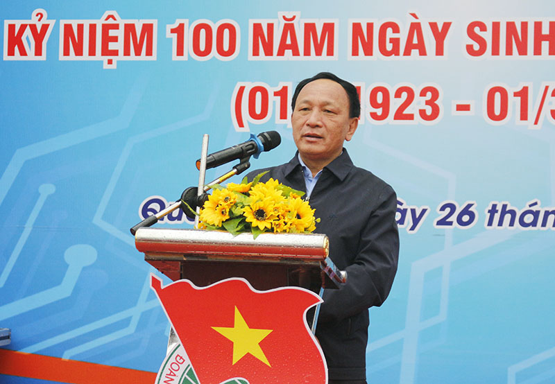 Đồng chí Trần Hải Châu, Phó Bí thư Thường trực Tỉnh ủy phát biểu tại buổi lễ.