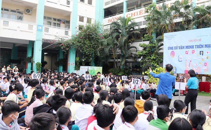 Để nâng cao kỹ năng giao tiếp, ứng xử văn hóa trên mạng xã hội cho học sinh, Trường THCS Điện Biên (TP Hồ Chí Minh) đã thực hiện chuyên đề  