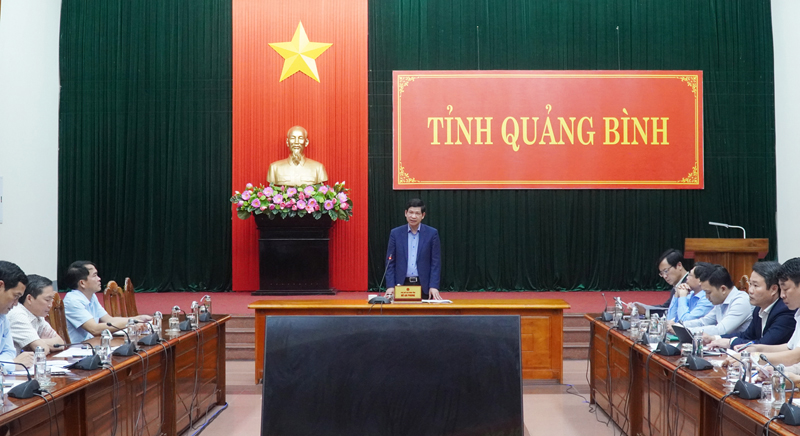 Đồng chí Phó Chủ tịch UBND tỉnh, Trưởng BCĐ Hồ An Phong chủ trì hội nghị.