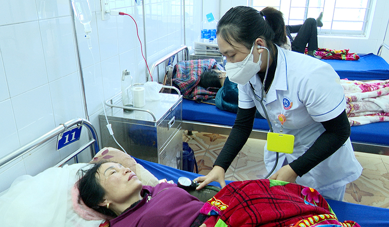 Công tác chăm sóc sức khỏe người dân luôn được huyện Bố Trạch quan tâm, thực hiện tốt.