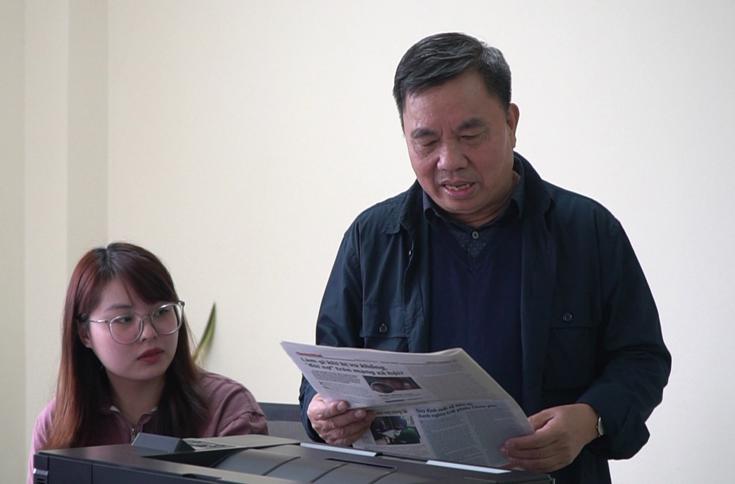 Ông Đỗ Quý Doãn thăm tòa soạn Báo Quảng Bình, tháng 2/2023.