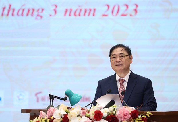 Chủ tịch Liên hiệp các hội Khoa học và Kỹ thuật Việt Nam Phan Xuân Dũng đọc diễn văn kỷ niệm. (Ảnh: Hoàng Hiếu/TTXVN)