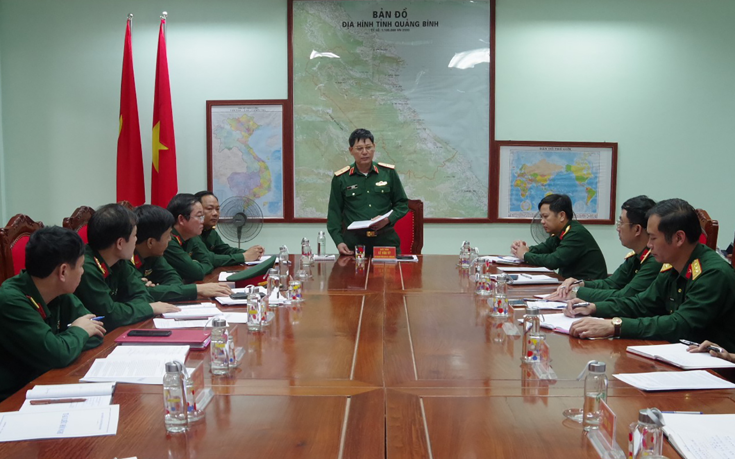 Thiếu tướng Lê Văn Vỹ, Phó tham mưu trưởng Quân khu kết luận kiểm tra