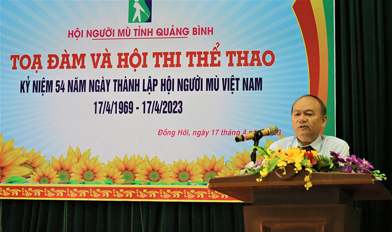 Ông Nguyễn Thế Hùng, Chủ tịch Hội Người mù tỉnh phát biển đầy cảm động tại lễ kỷ niệm