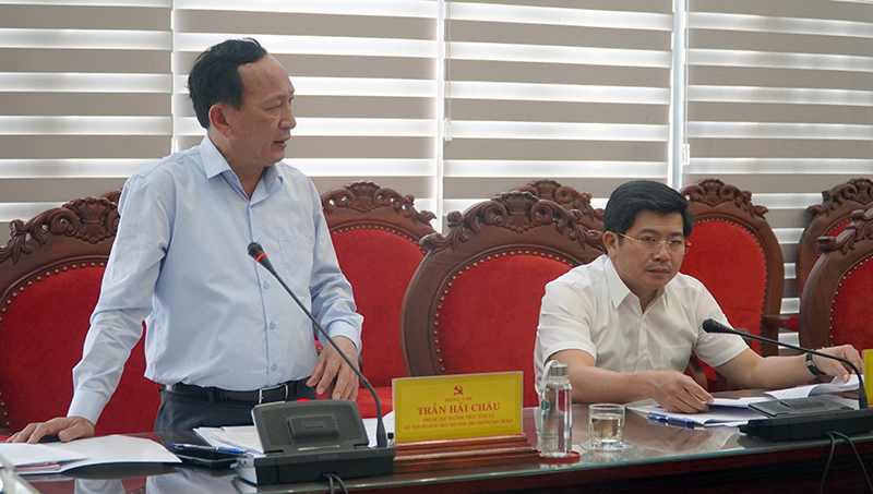 Đồng chí Phó trưởng ban Thường trực BCĐ PCTN,TC Trần Hải Châu thảo luận tại hội nghị
