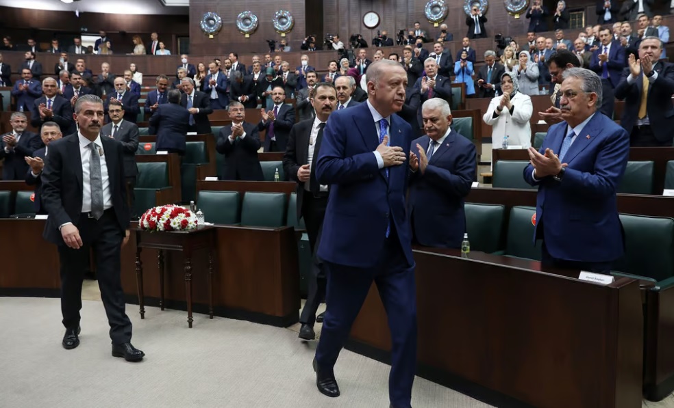 Cuộc bỏ phiếu ngày 14/5 được dự đoán là cuộc đua gay gắt nhất trong 20 năm cầm quyền của ông Erdogan. Ảnh: AFP