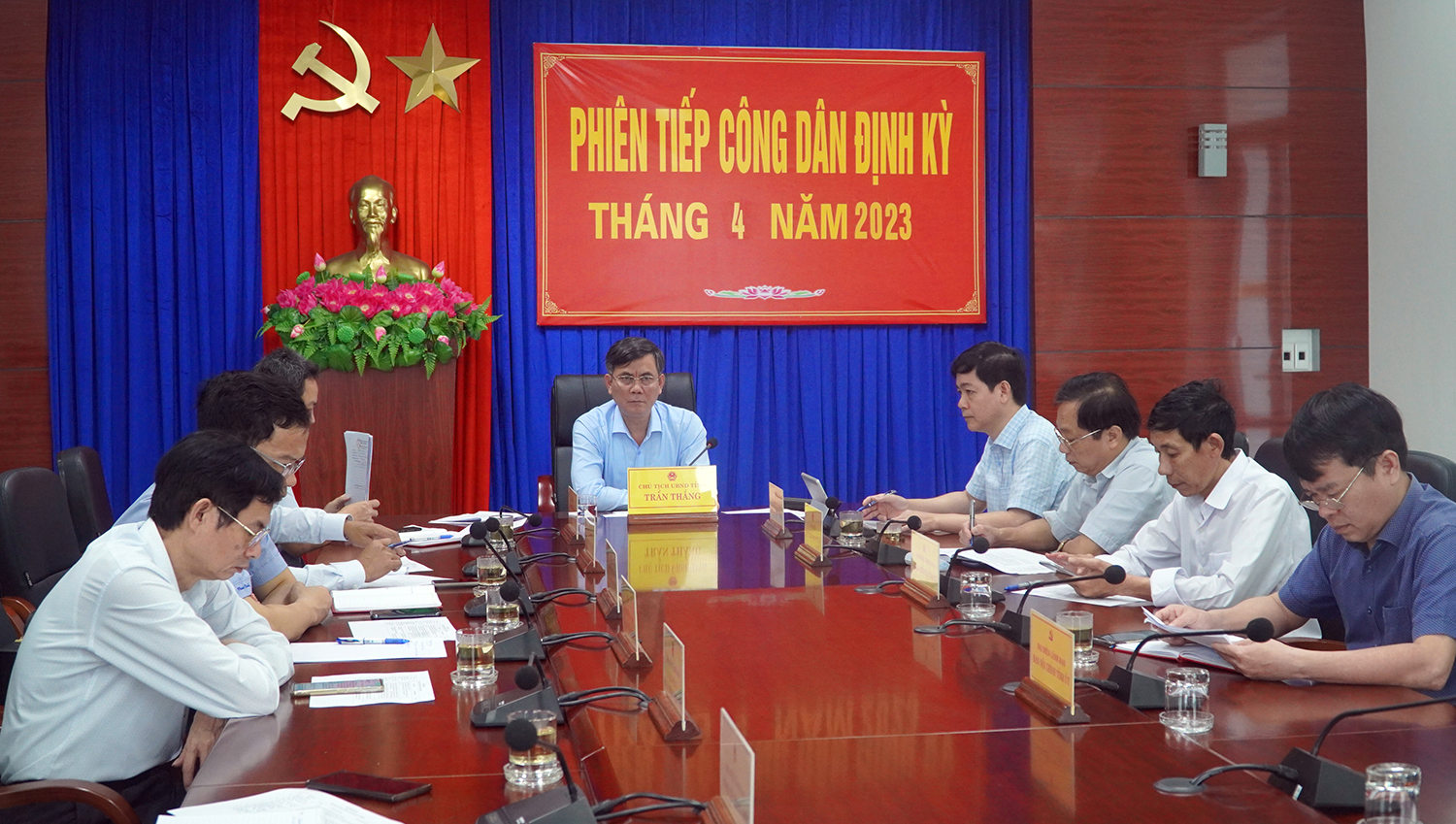 Đồng chí Chủ tịch UBND tỉnh Trần Thắng tiếp và trả lời kiến nghị của công dân