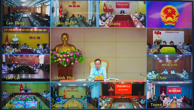 Toàn cảnh hội nghị tại điểm cầu Hà Nội do Phó Thủ tướng Chính phủ Trần Lưu Quanh chủ trì