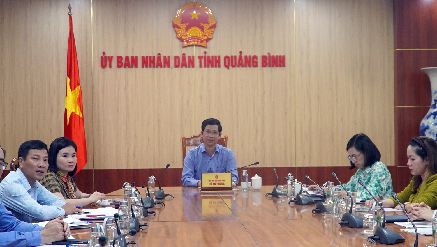 Đồng chí Phó Chủ tịch UBND tỉnh Hồ An Phong chủ trì hội nghị tại điểm cầu Quảng Bình