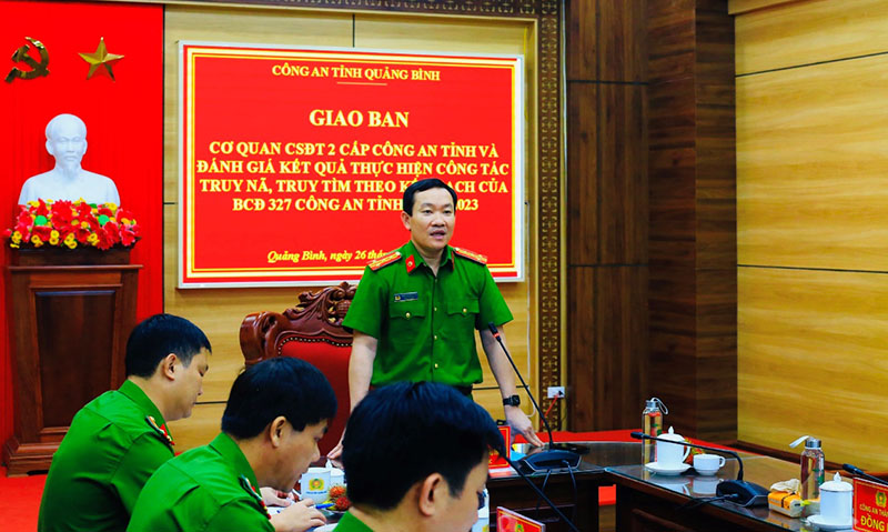 Đại tá Trần Quang Hiếu, Phó Giám đốc Công an tỉnh, Thủ trưởng Cơ quan Cảnh sát điều tra Công an tỉnh phát biểu chỉ đạo tại hội nghị